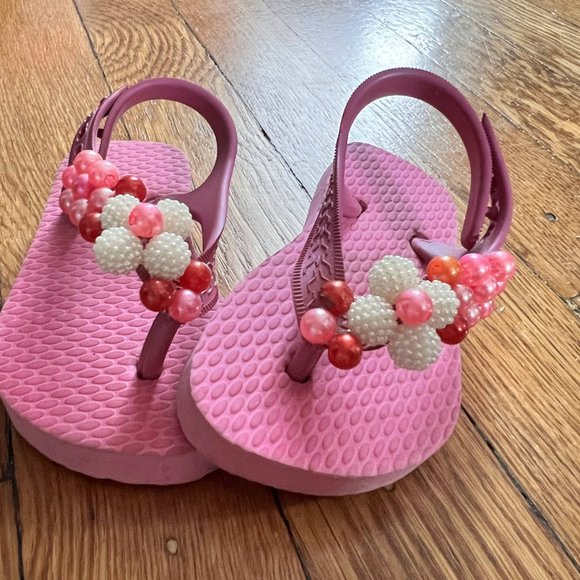 Pink beaded flip-flops - Picture 3 of 3